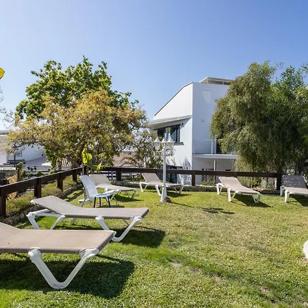 Sai Gayatri Lägenhet Nerja