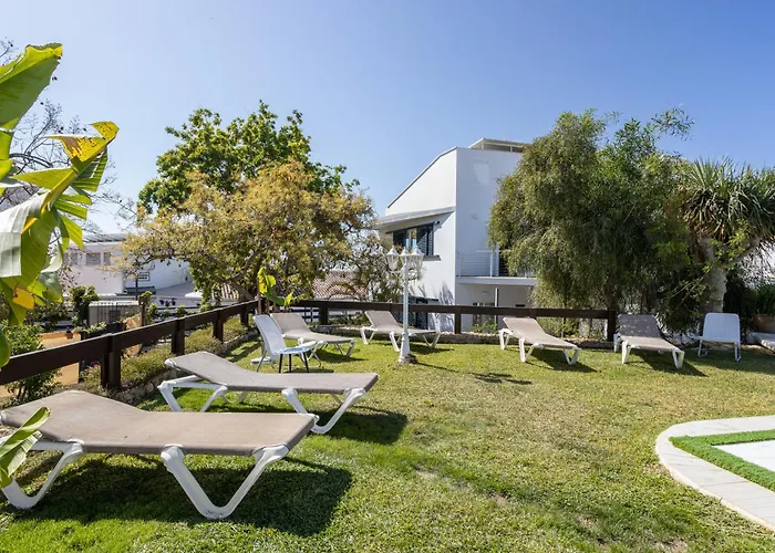 Sai Gayatri Lägenhet Nerja