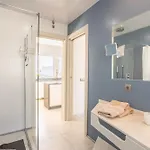 Apartment Sai Gayatri *